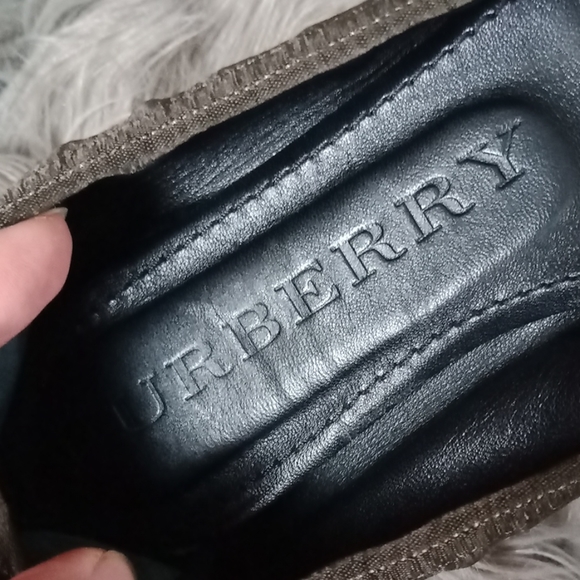 Burberry flats - Picture 2 of 8